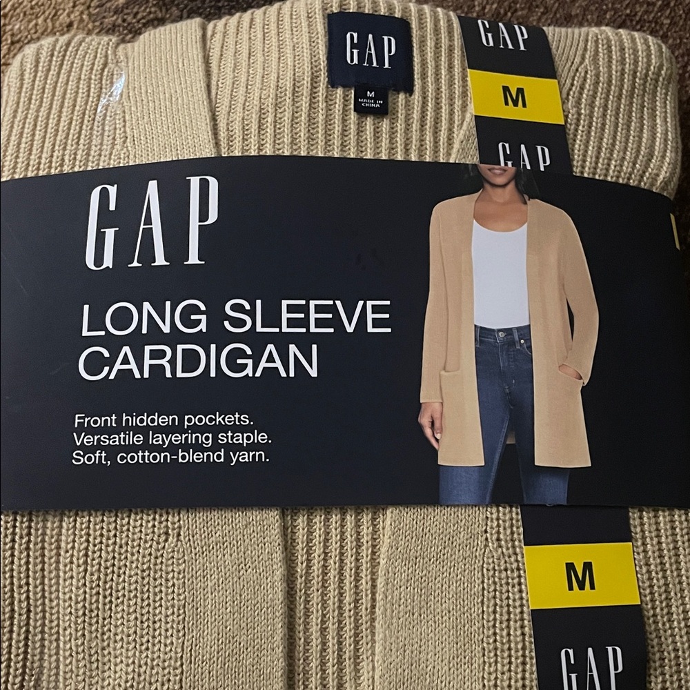 GAP Long Sleeve Cardigan in Tan